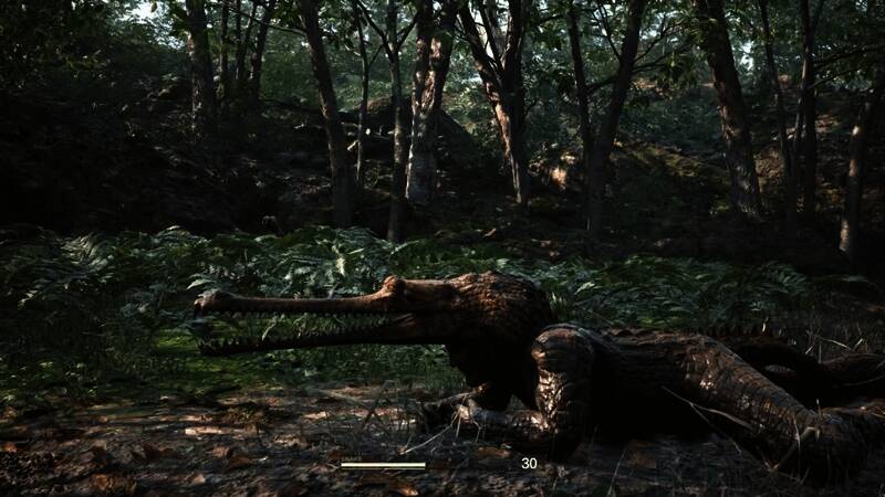 游戏界面显示潜行状态激活，角色以鳄鱼形态隐藏于环境中