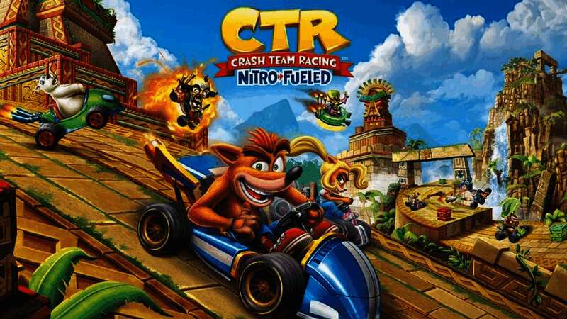 《古惑狼赛车：氮气加速》创意总监托马斯·威尔逊接受采访画面，背景为游戏赛道场景