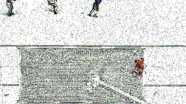 卡西利亚斯预判出击封堵单刀球的GIF动图，时机精准