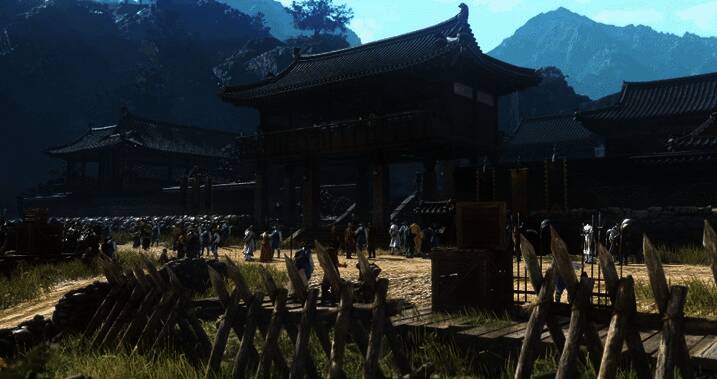 黑色祠堂副本内部场景，昏暗环境中布满古老符文与机关装置，角色正在躲避地面陷阱，战斗紧张激烈