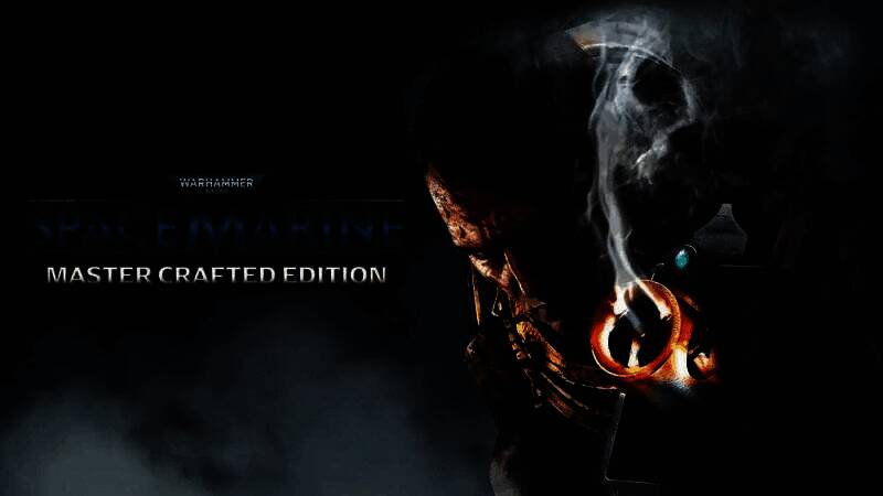 《战锤40K：星际战士》大师精制版游戏封面，主角身穿动力装甲持链锯剑战斗