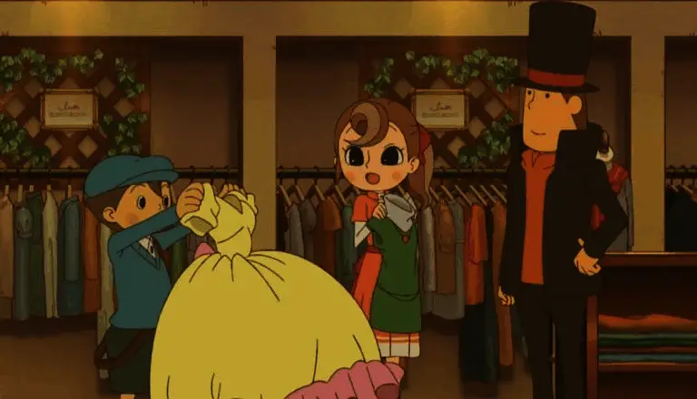 日野晃博在发布会上演讲，背景屏幕显示《妖怪手表》动画与游戏联动画面