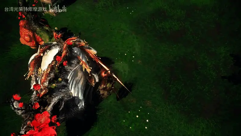 角色跃上怪物背部，手持飞燕刀蓄力准备发动连段攻击，背景为日式山林场景