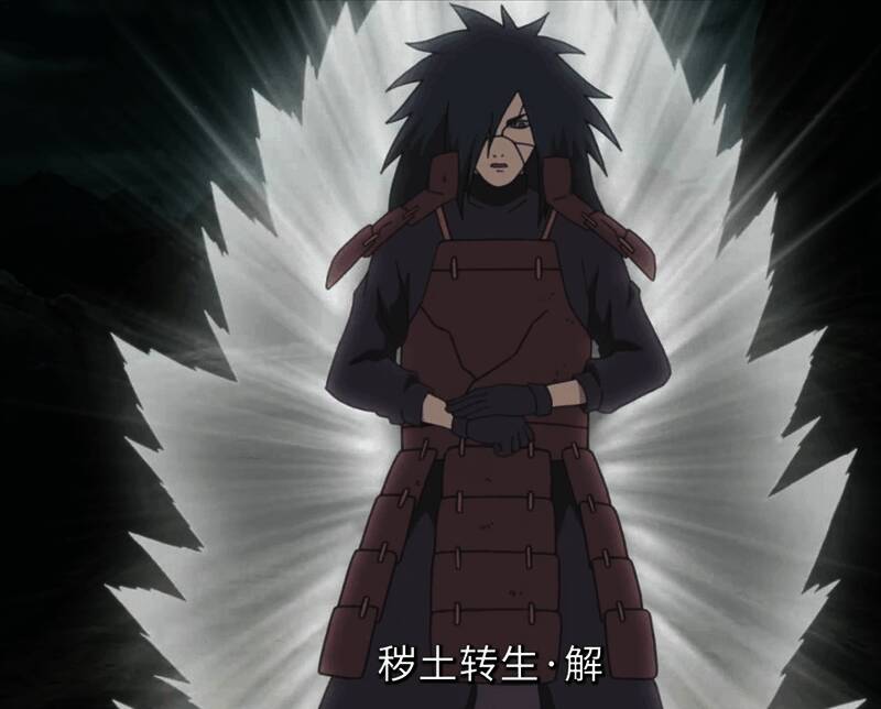 宇智波斑施展秽土转生·解，双眼轮回闪烁红光，周身查克拉涌动，背景为破碎战场与硝烟