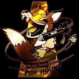 猎狐部队成就图标，银色徽章样式上刻有狐狸头像与战术装备图案