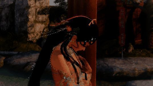 听情·双蝶变耳饰特写，珍珠与金属工艺结合，蝶翼细节精致，光影下闪烁温润光泽