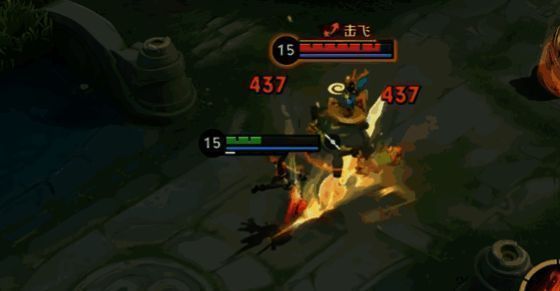 蚩姹在峡谷战场中穿梭战斗的场景，展现其灵活多变的战斗姿态