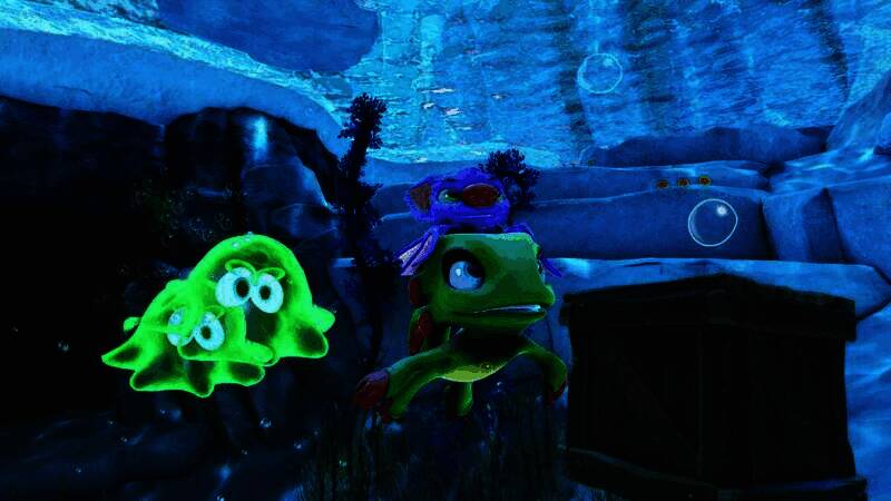 《尤卡莱莉大冒险：增强版》游戏封面图，主角尤卡与莱莉站在绚丽的奇幻世界中，背景充满色彩斑斓的建筑与漂浮岛屿