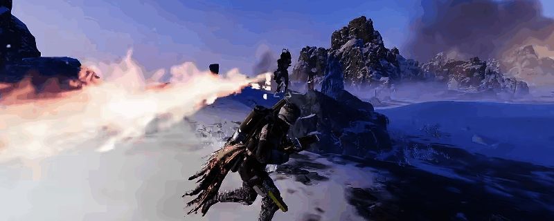 《绝地潜兵2》中炽灼部队正在发动近战攻击，身体散发高温火焰，周围地面被烧焦，视觉效果极具压迫感