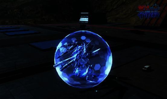 技能1连招演示图，展示火箭筒射击与浮游炮协同攻击