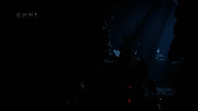 玩家背包界面展示大量金色战利品，背景为昏暗的宝箱室，氛围紧张