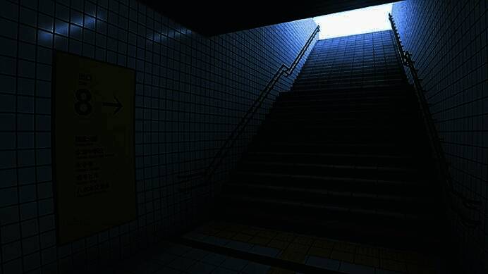 游戏内新增异变场景，墙面出现扭曲符号与电影版海报元素