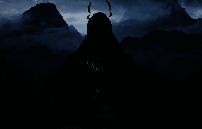 《黑神话：钟馗》预告片截图，展现阴森诡谲的地狱场景，钟馗手持判官笔怒目而视，背景鬼影重重