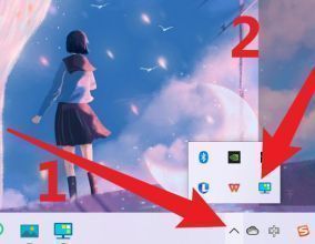 右键点击任务栏中的小智桌面图标，弹出功能菜单