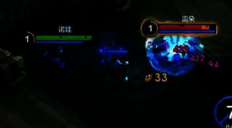 诺娃在团战中穿梭战场，技能连招精准命中多名敌人，完成双杀