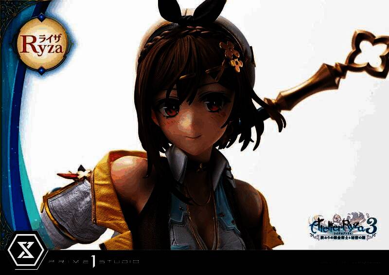 可替换头部与胸像底座组合展示，呈现莱莎微笑表情的精致面部雕刻