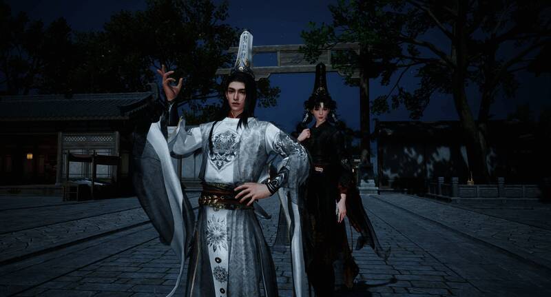 《射雕》游戏内场景截图，玩家角色身着无常外观行走在夜晚的古风街道，氛围阴森神秘