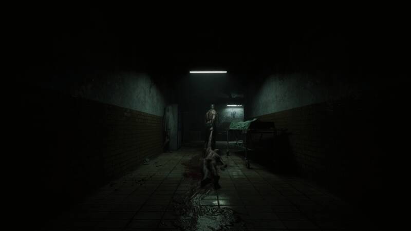 游戏开发团队在工作室讨论画面构图与恐怖氛围营造，屏幕上显示血腥场景分镜