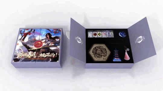 精美的伴手礼盒实物图，包装融合桃花元素与天龙LOGO，极具仪式感