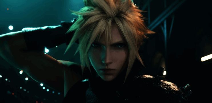 《最终幻想7：重制版》Switch 2版实机画面，角色在米德加街道战斗，画面细节丰富，光影效果清晰