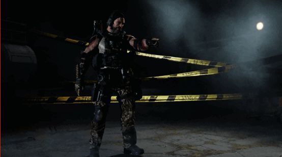 罗尔夫张开双臂庆祝胜利，背景为爆炸火光，气氛热烈