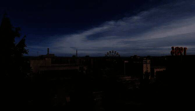 S.T.A.L.K.E.R. Anomaly Mod游戏主界面截图，展示荒废的核电站周边环境，天空阴沉，植被茂密且充满末日氛围