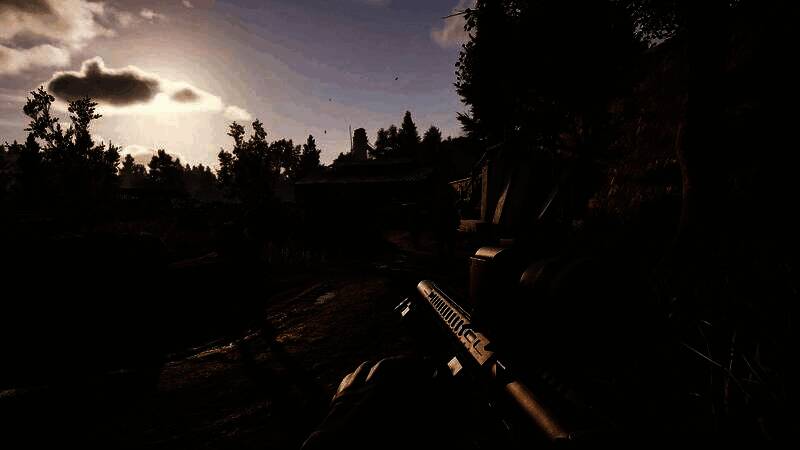 枪械改装界面特写，各类配件清晰排列，支持自由组合