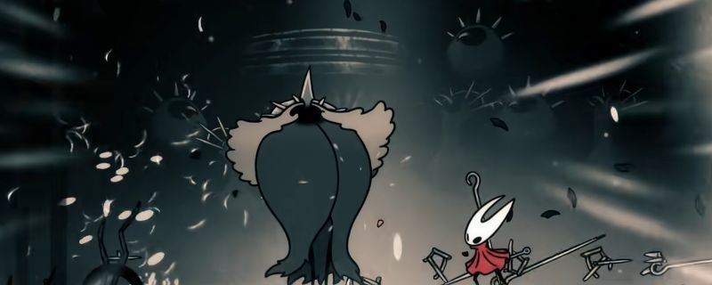 游戏战斗画面展示玩家与BOSS激烈交锋的场景，特效绚丽，动作流畅