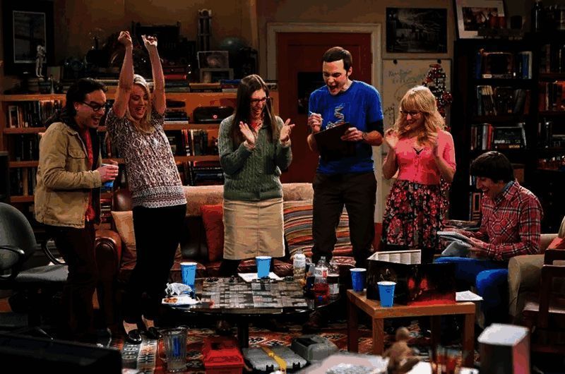 角色拼酒量场景，骰子决定谁是酒王