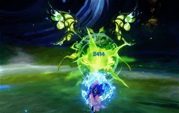 角色血量被治疗至满状态，屏幕弹出成就达成提示