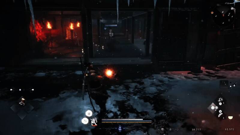 《仁王3》游戏场景截图，黑暗风格的密林中敌人潜伏