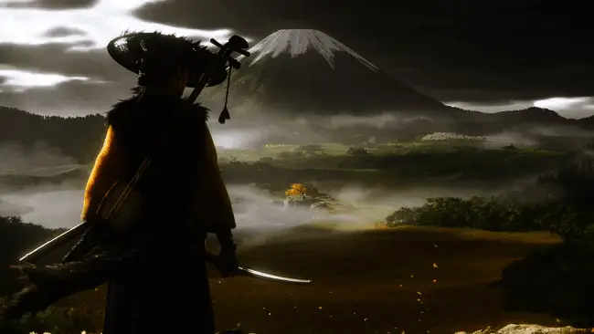 《羊蹄山之魂》游戏场景，角色在山林间战斗，画面充满东方武士风格