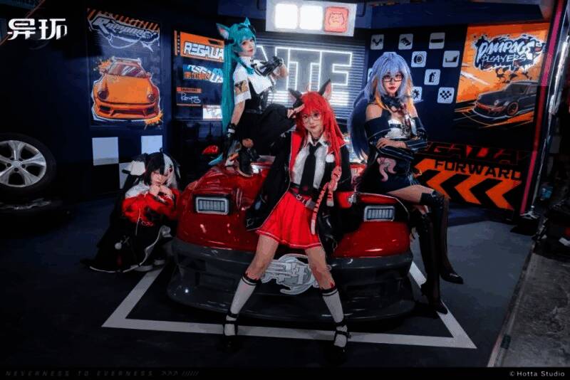 《异环》游戏场景展示，霓虹都市与幻想元素融合的二次元世界