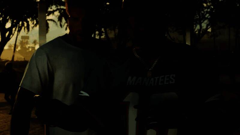 游戏内虚拟手机界面模拟图，显示多个荒诞应用图标，包括模仿社交软件与网约车平台的图标