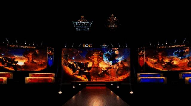 《王国纪元》比赛现场，选手神情专注进行最终对决