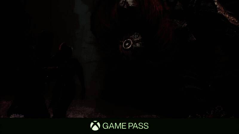 《光与影：33号远征队》游戏场景截图，主角站在神秘遗迹前，周围光影交错，氛围梦幻而深邃