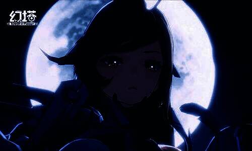 安托莉亚身穿军用装甲站在指挥台前，背景是战火纷飞的城市轮廓，神情坚毅