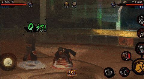 白色八头巨蛇从地底冲出，张开血盆大口向敌人发起致命啃噬