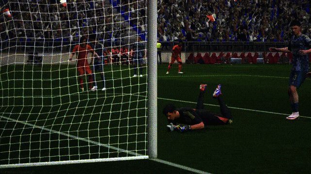 范巴斯滕使用无定型射门技能，从不同角度完成破门