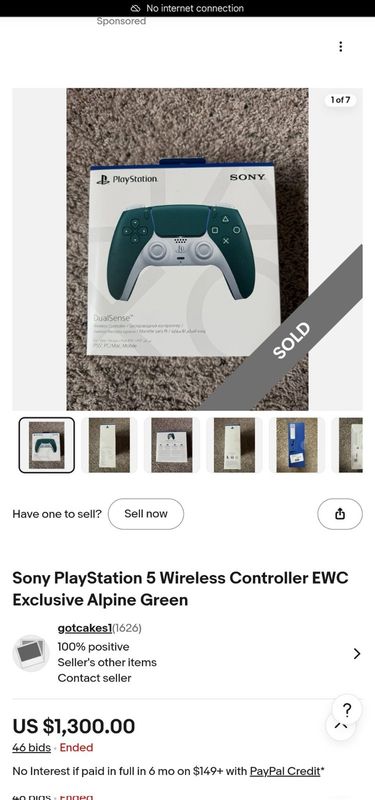 完整开箱视角下的破损场景，内部缓冲材料移位，未能起到保护作用