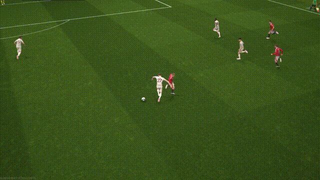 贝尔巴托夫在禁区内接球后冷静推射破门，动作一气呵成