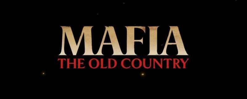 主角恩佐·法瓦拉站在破败的西西里小镇街头，身穿复古服饰，背景是倒塌的建筑与弥漫的尘烟，展现出战乱年代的压抑氛围