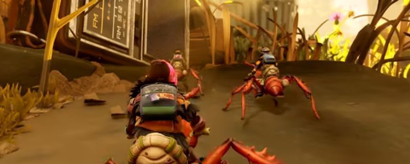 《禁闭求生2》中红色复仇者武器的特写画面，剑身泛着暗红色光泽，周围环绕毒雾特效