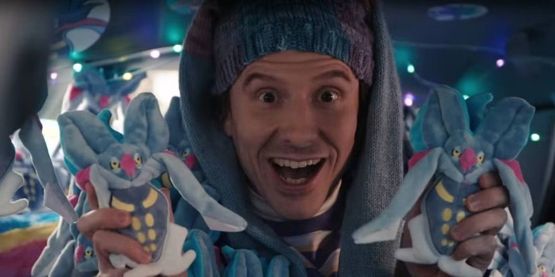 特写镜头下的喷漆罐喷出深紫色涂料，象征乌贼王的代表色