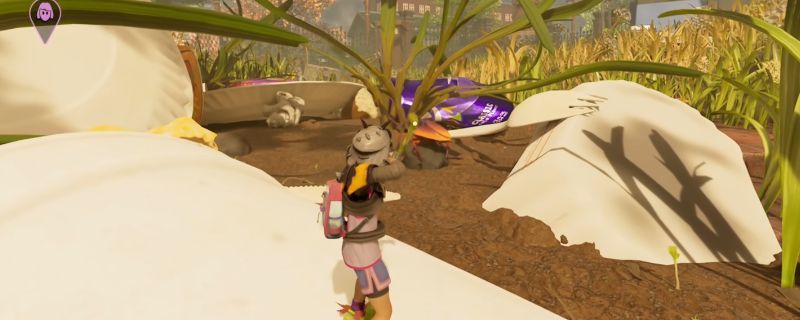 《禁闭求生2》中一群蟑螂聚集在破旧垃圾桶周围的阴暗角落，环境潮湿，细节逼真，营造出紧张恐怖的氛围