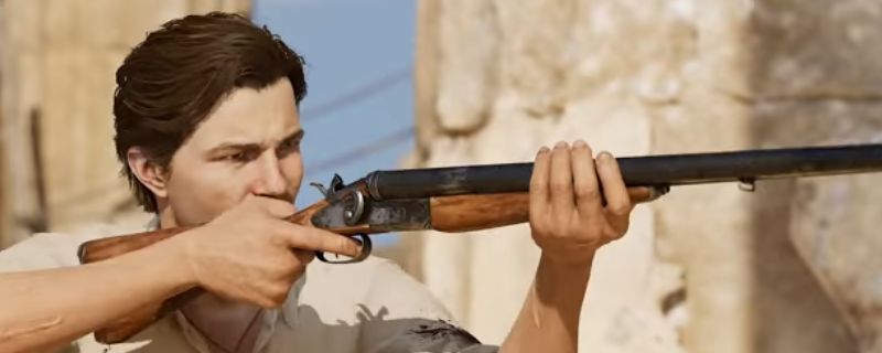 《四海兄弟：故乡》游戏中一名角色蹲下拾取地面上发光收藏品的瞬间，背景为破旧巷道，墙上贴有老式海报