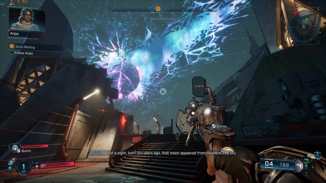 地图探索画面，车辆在荒原上疾驰，天空呈现紫色风暴，环境极具科幻末世感