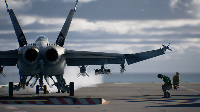 Su-57隐身战斗机低空飞行穿越峡谷，机身反射夕阳余晖，极具视觉冲击力