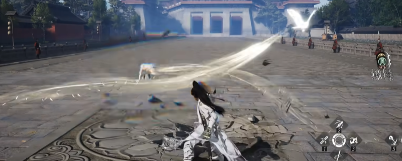 《燕云十六声》破竹鸢流派技能演示画面，角色施展手甲天志垂象进行长距离突进，动作流畅且带有追踪特效