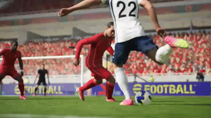 GIF动图展示范迪克连续两次精准伸脚抢断，动作流畅且极具压迫感